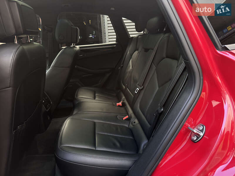 Внедорожник / Кроссовер Porsche Macan 2017 в Киеве фото 37 Внедорожник / Кроссовер Porsche Macan 2017 в Киеве