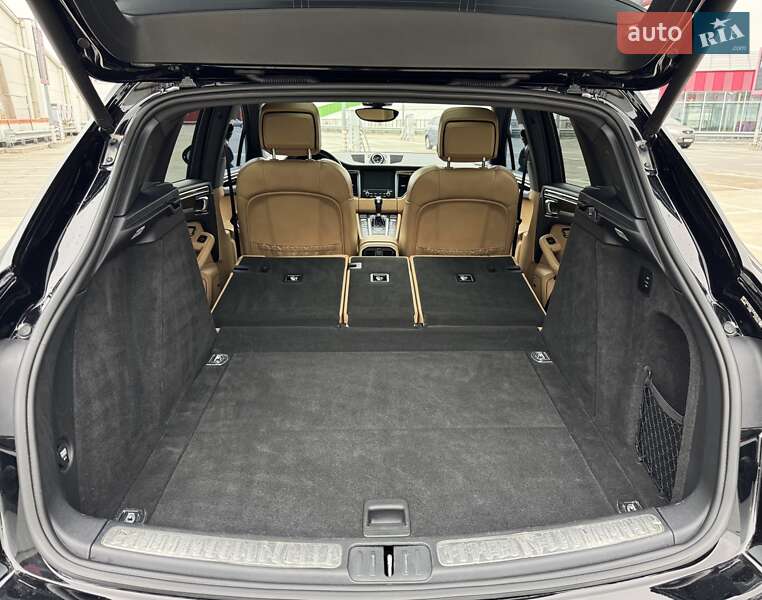 Внедорожник / Кроссовер Porsche Macan 2018 в Киеве