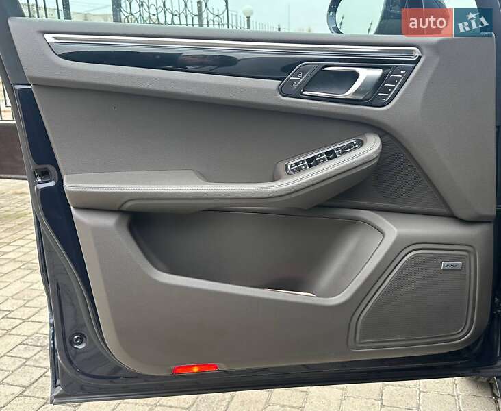 Позашляховик / Кросовер Porsche Macan 2021 в Києві фото 9 Позашляховик / Кросовер Porsche Macan 2021 в Києві