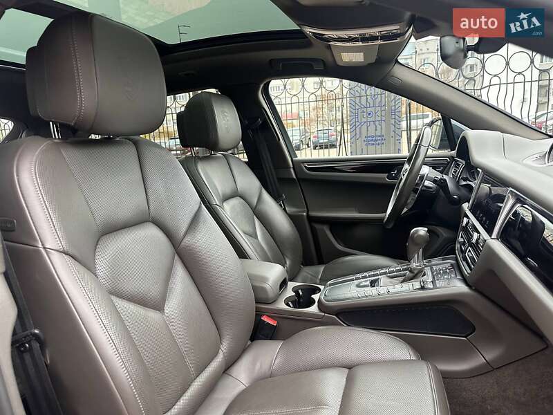 Позашляховик / Кросовер Porsche Macan 2021 в Києві фото 14 Позашляховик / Кросовер Porsche Macan 2021 в Києві