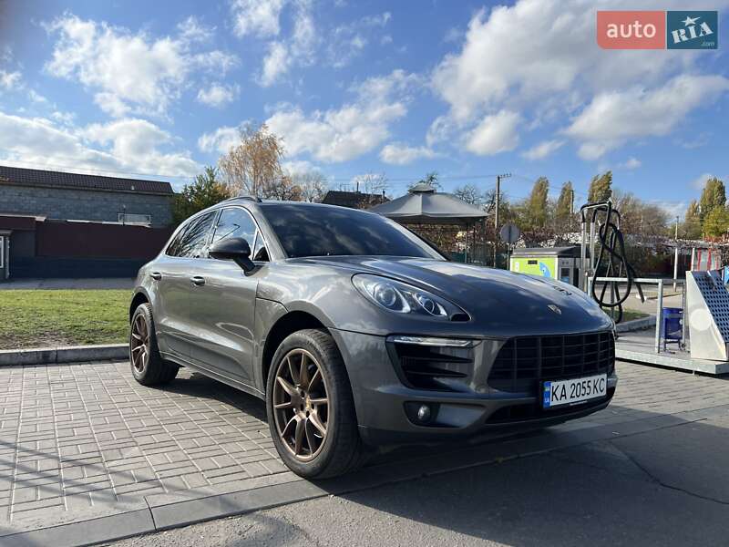 Внедорожник / Кроссовер Porsche Macan 2015 в Кременчуге фото Внедорожник / Кроссовер Porsche Macan 2015 в Кременчуге