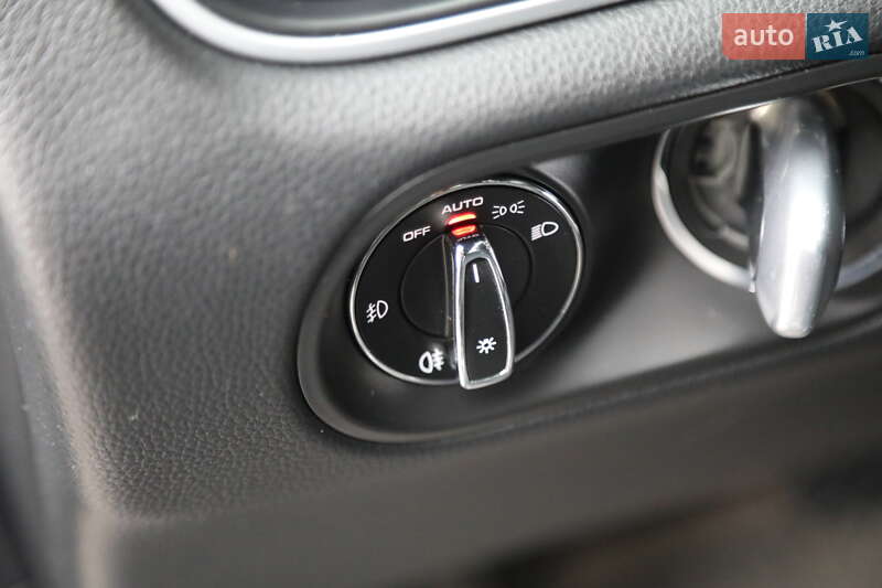 Позашляховик / Кросовер Porsche Macan 2018 в Харкові