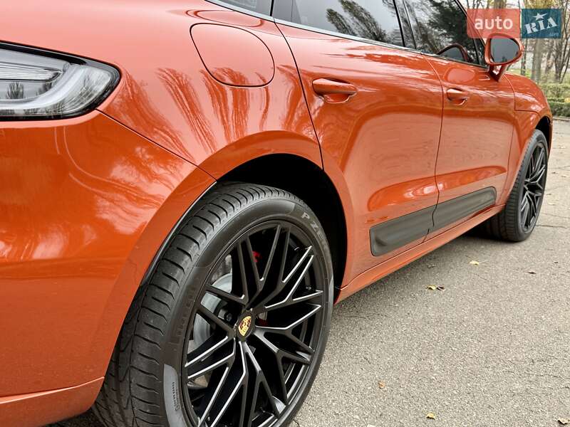 Позашляховик / Кросовер Porsche Macan 2022 в Києві