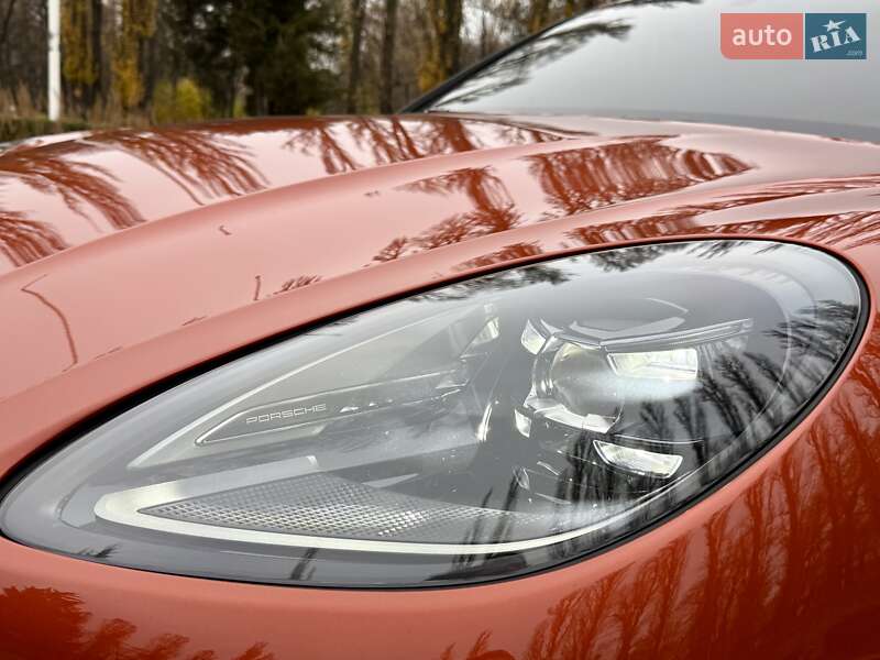 Позашляховик / Кросовер Porsche Macan 2022 в Києві