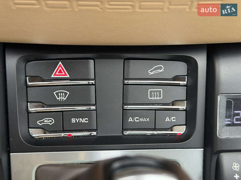 Позашляховик / Кросовер Porsche Macan 2017 в Києві