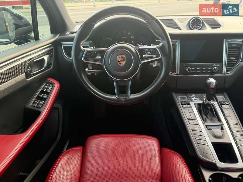 Внедорожник / Кроссовер Porsche Macan 2017 в Харькове