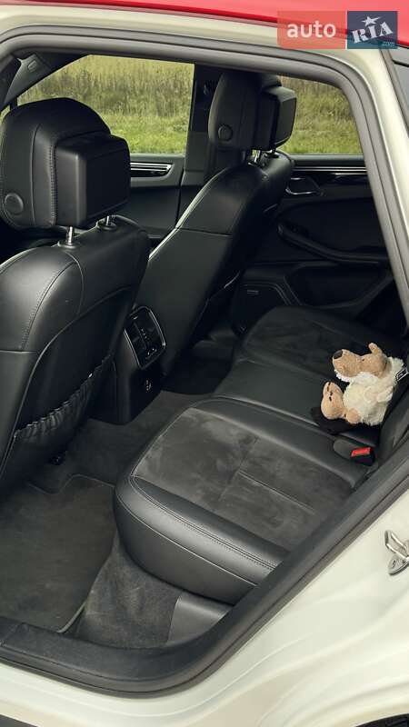 Внедорожник / Кроссовер Porsche Macan 2019 в Хмельницком