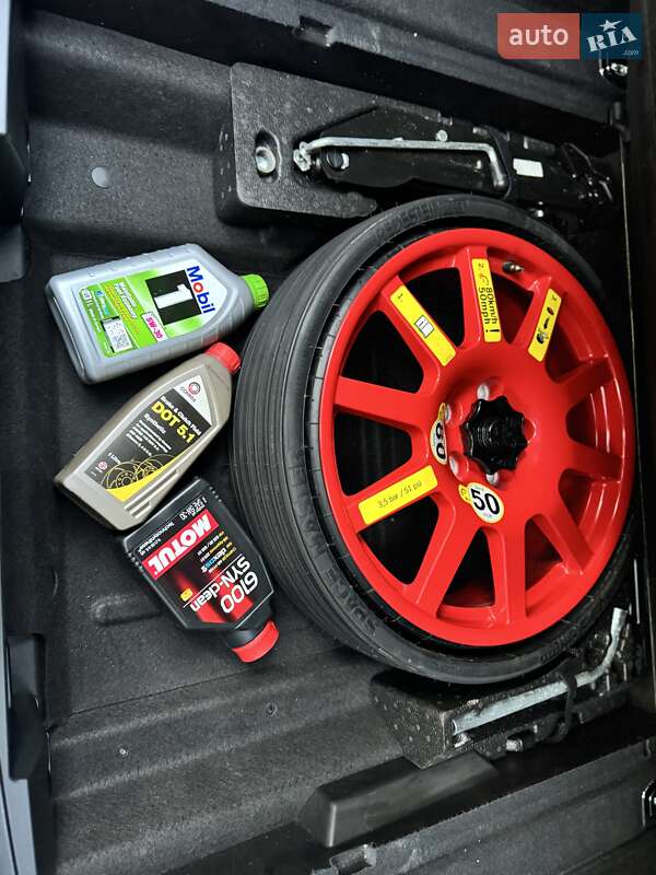 Позашляховик / Кросовер Porsche Macan 2017 в Києві фото 23 Позашляховик / Кросовер Porsche Macan 2017 в Києві