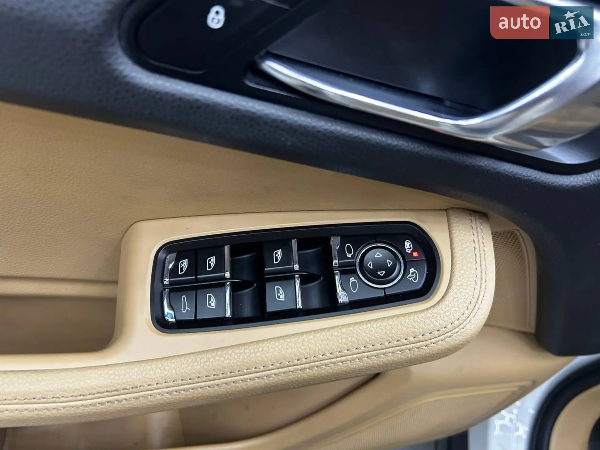 2018 Porsche Macan - мініатюра 7
