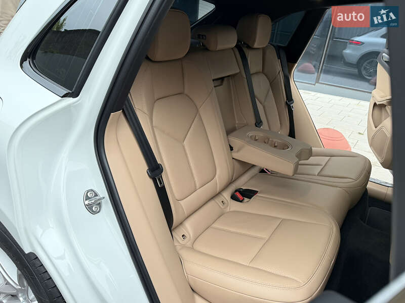 Внедорожник / Кроссовер Porsche Macan 2023 в Киеве фото 52 Внедорожник / Кроссовер Porsche Macan 2023 в Киеве