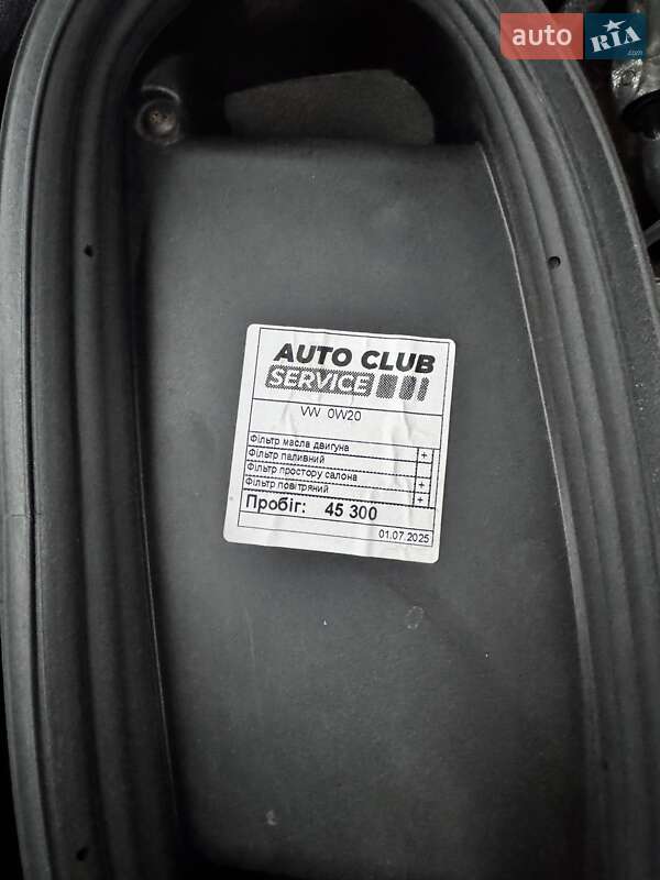 Внедорожник / Кроссовер Porsche Macan 2019 в Киеве