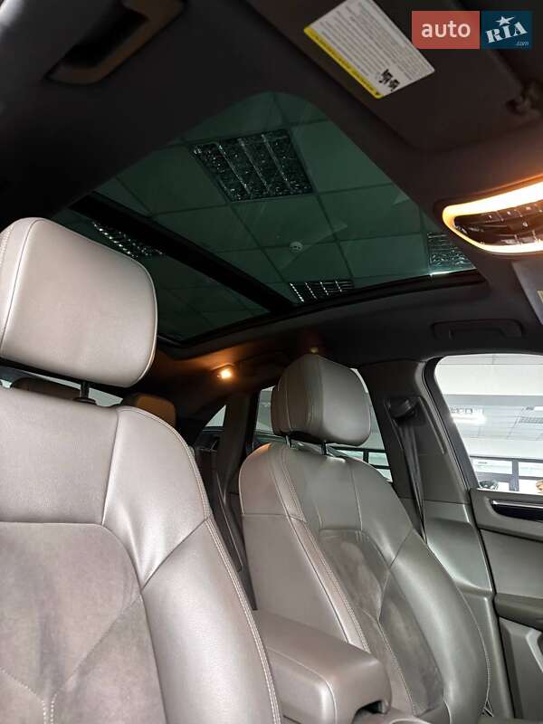 Внедорожник / Кроссовер Porsche Macan 2015 в Полтаве