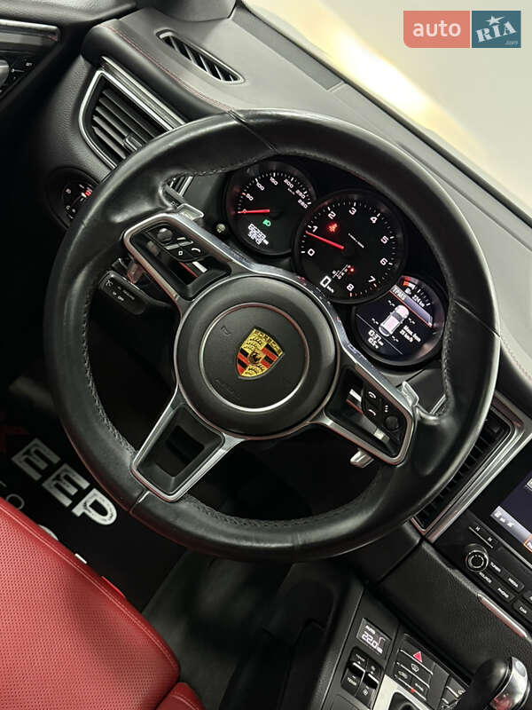 Позашляховик / Кросовер Porsche Macan 2018 в Одесі