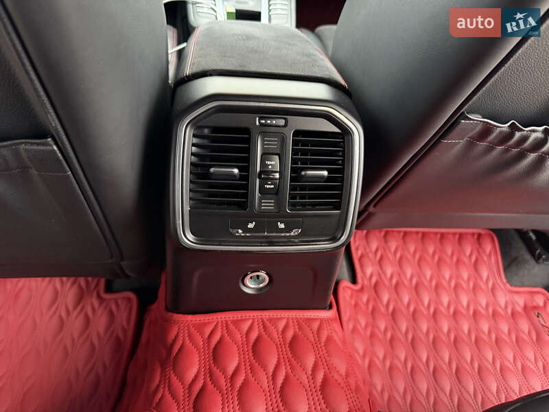 Внедорожник / Кроссовер Porsche Macan 2016 в Киеве фото 27 Внедорожник / Кроссовер Porsche Macan 2016 в Киеве