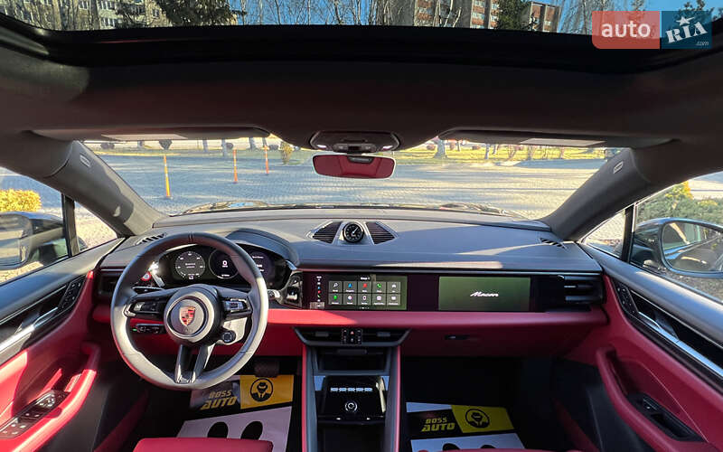 Внедорожник / Кроссовер Porsche Macan 2025 в Львове