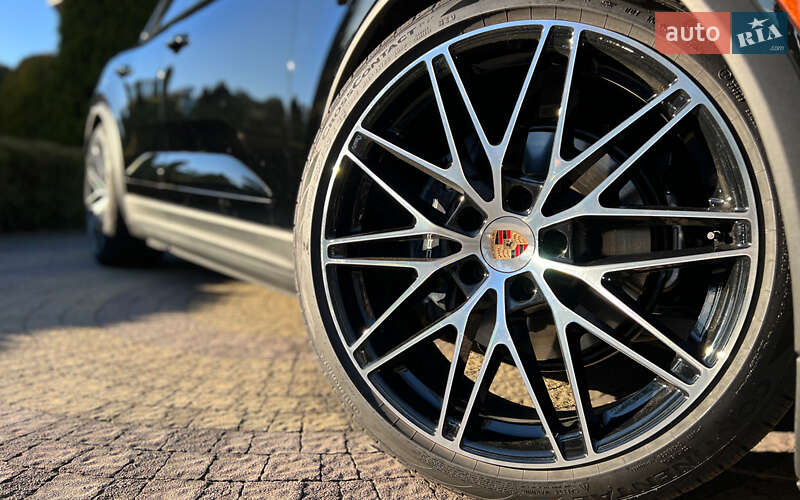 Внедорожник / Кроссовер Porsche Macan 2025 в Львове