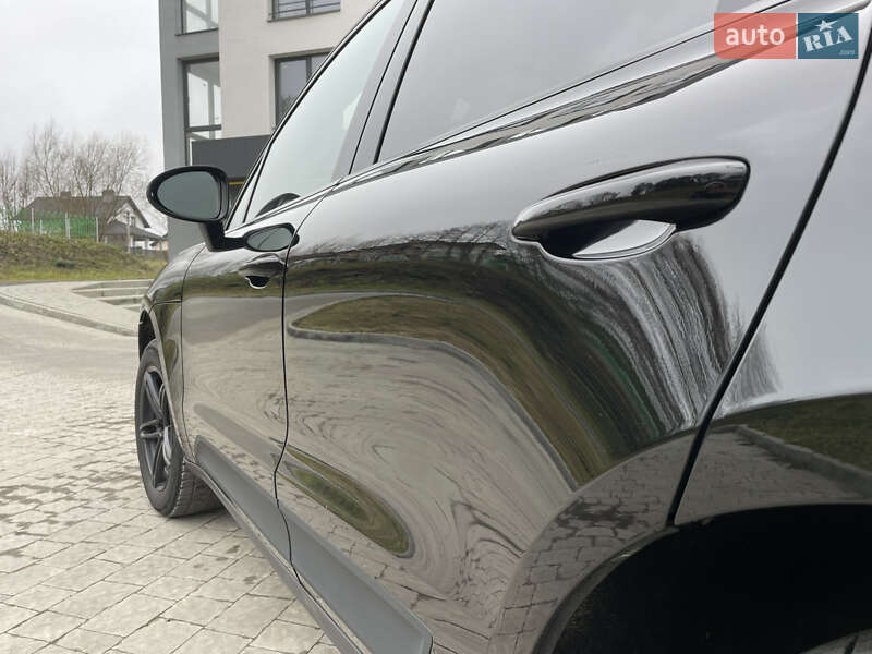 Внедорожник / Кроссовер Porsche Macan 2018 в Львове
