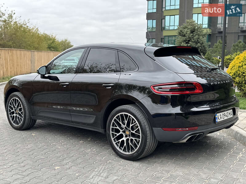 Внедорожник / Кроссовер Porsche Macan 2015 в Киеве