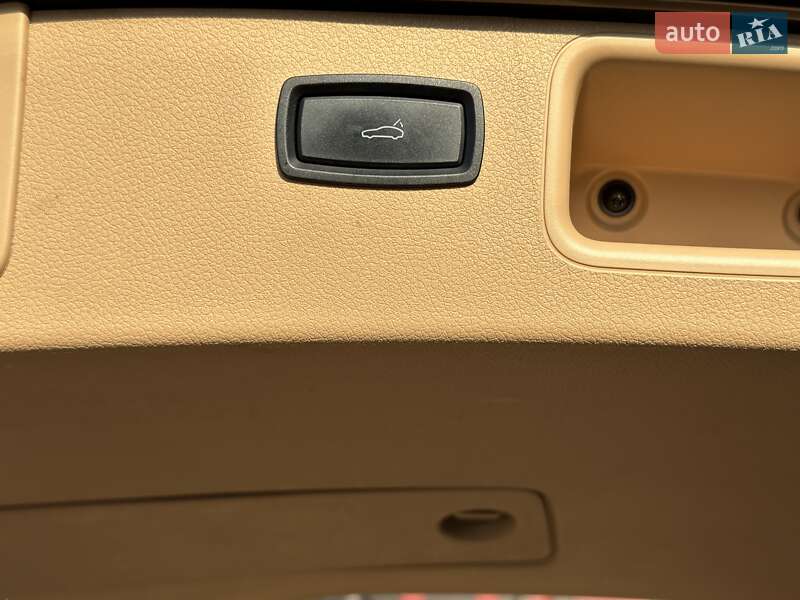 Позашляховик / Кросовер Porsche Macan 2015 в Львові