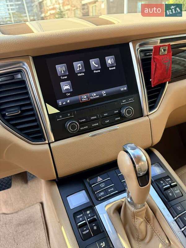 Внедорожник / Кроссовер Porsche Macan 2017 в Киеве фото 7 Внедорожник / Кроссовер Porsche Macan 2017 в Киеве