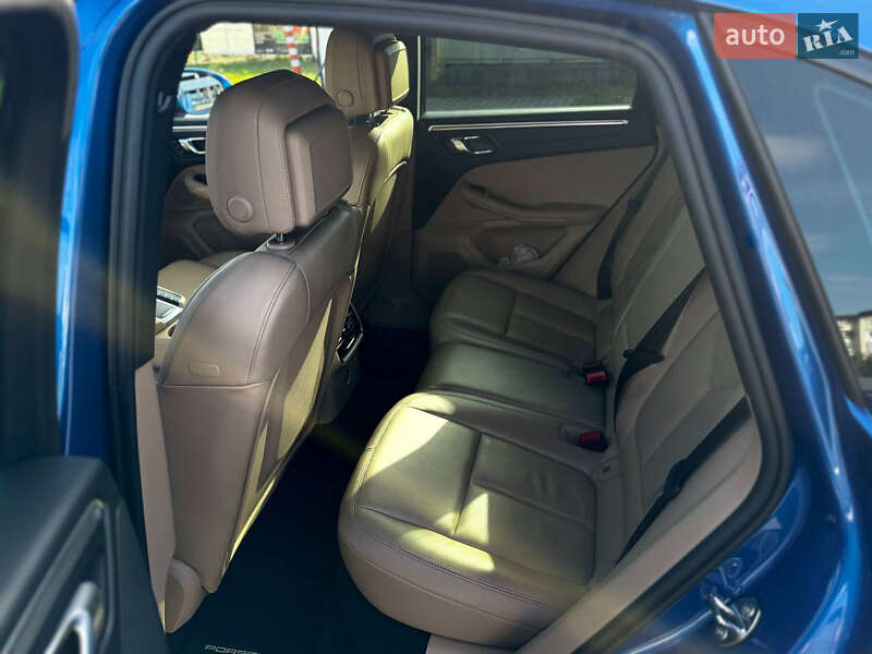 Позашляховик / Кросовер Porsche Macan 2020 в Києві фото 5 Позашляховик / Кросовер Porsche Macan 2020 в Києві