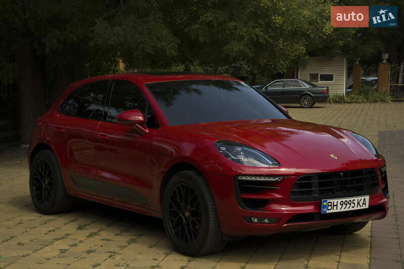 Позашляховик / Кросовер Porsche Macan 2017 в Одесі