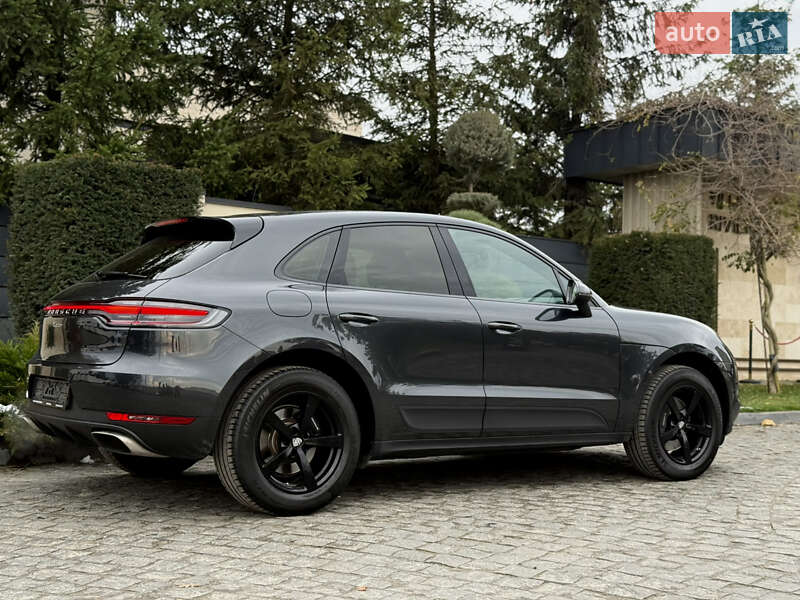 Позашляховик / Кросовер Porsche Macan 2020 в Львові