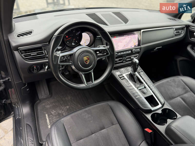 Позашляховик / Кросовер Porsche Macan 2020 в Львові