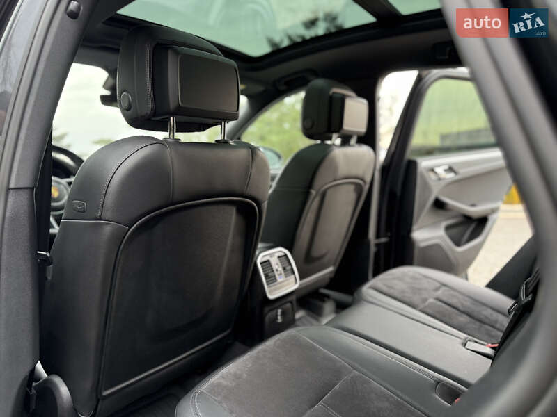 Позашляховик / Кросовер Porsche Macan 2020 в Львові