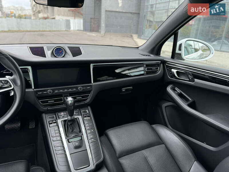 Позашляховик / Кросовер Porsche Macan 2019 в Харкові