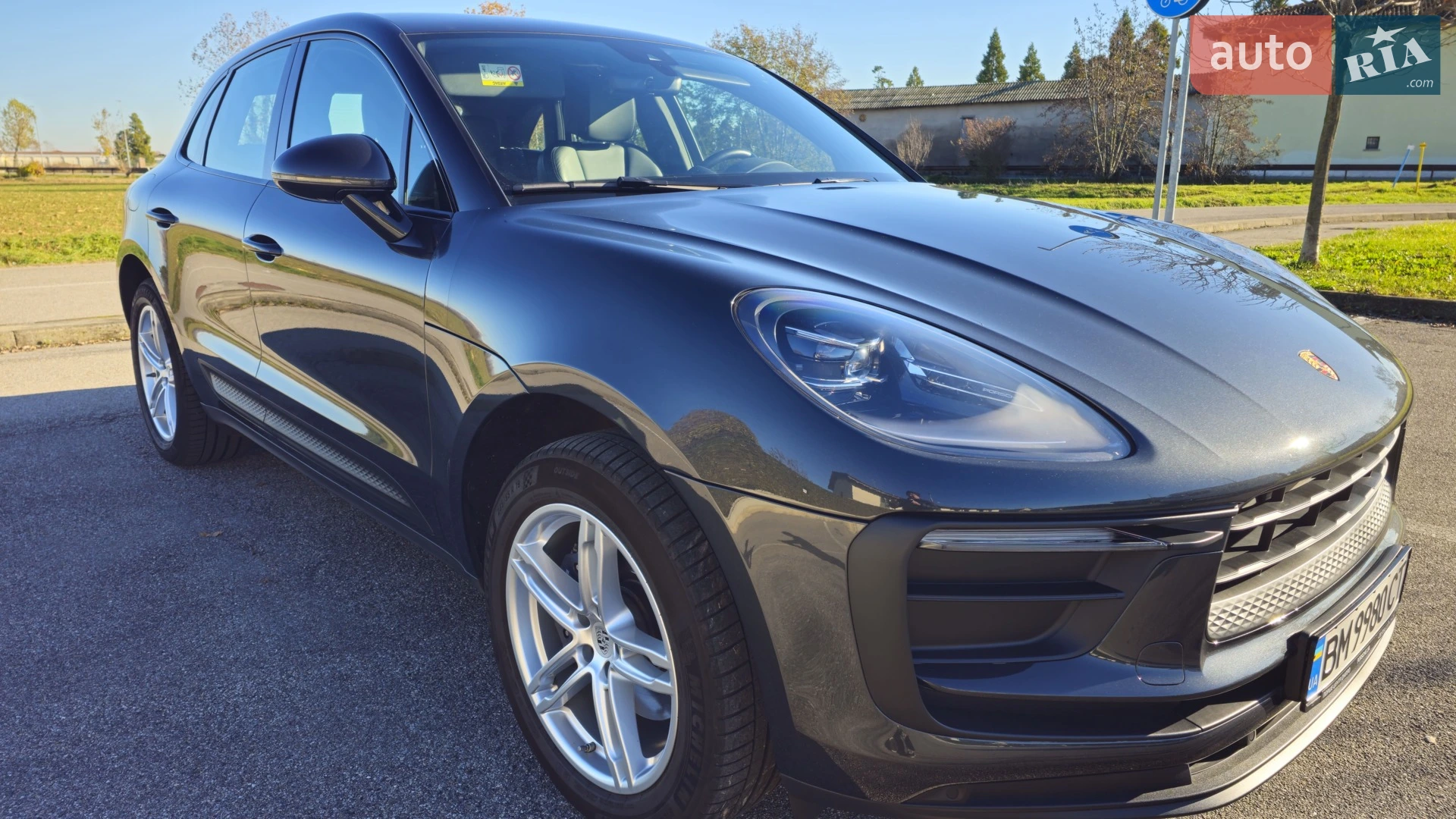 2021 Porsche Macan - мініатюра 2