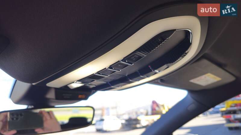 Позашляховик / Кросовер Porsche Macan 2021 в Сумах