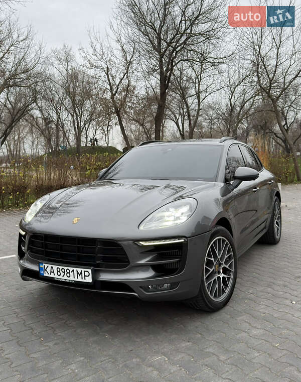 Porsche Macan 2016