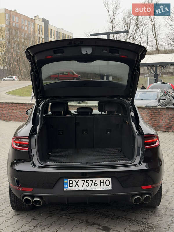 Позашляховик / Кросовер Porsche Macan 2015 в Хмельницькому