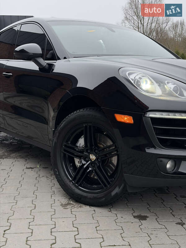 Позашляховик / Кросовер Porsche Macan 2015 в Хмельницькому