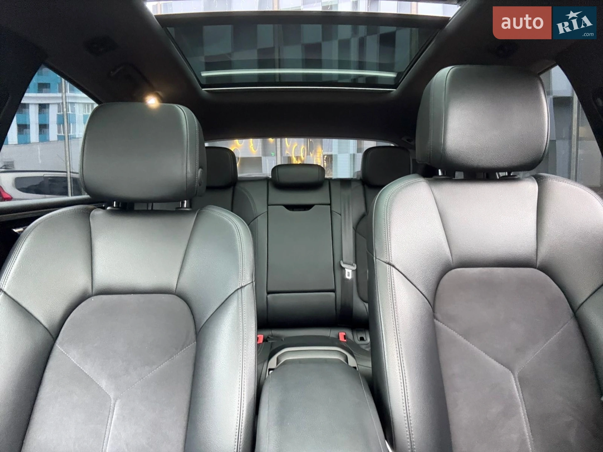 2019 Porsche Macan - мініатюра 9