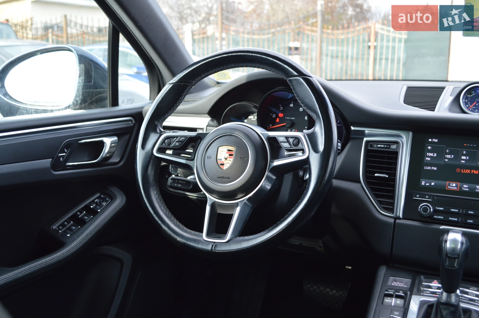 2016 Porsche Macan - мініатюра 12