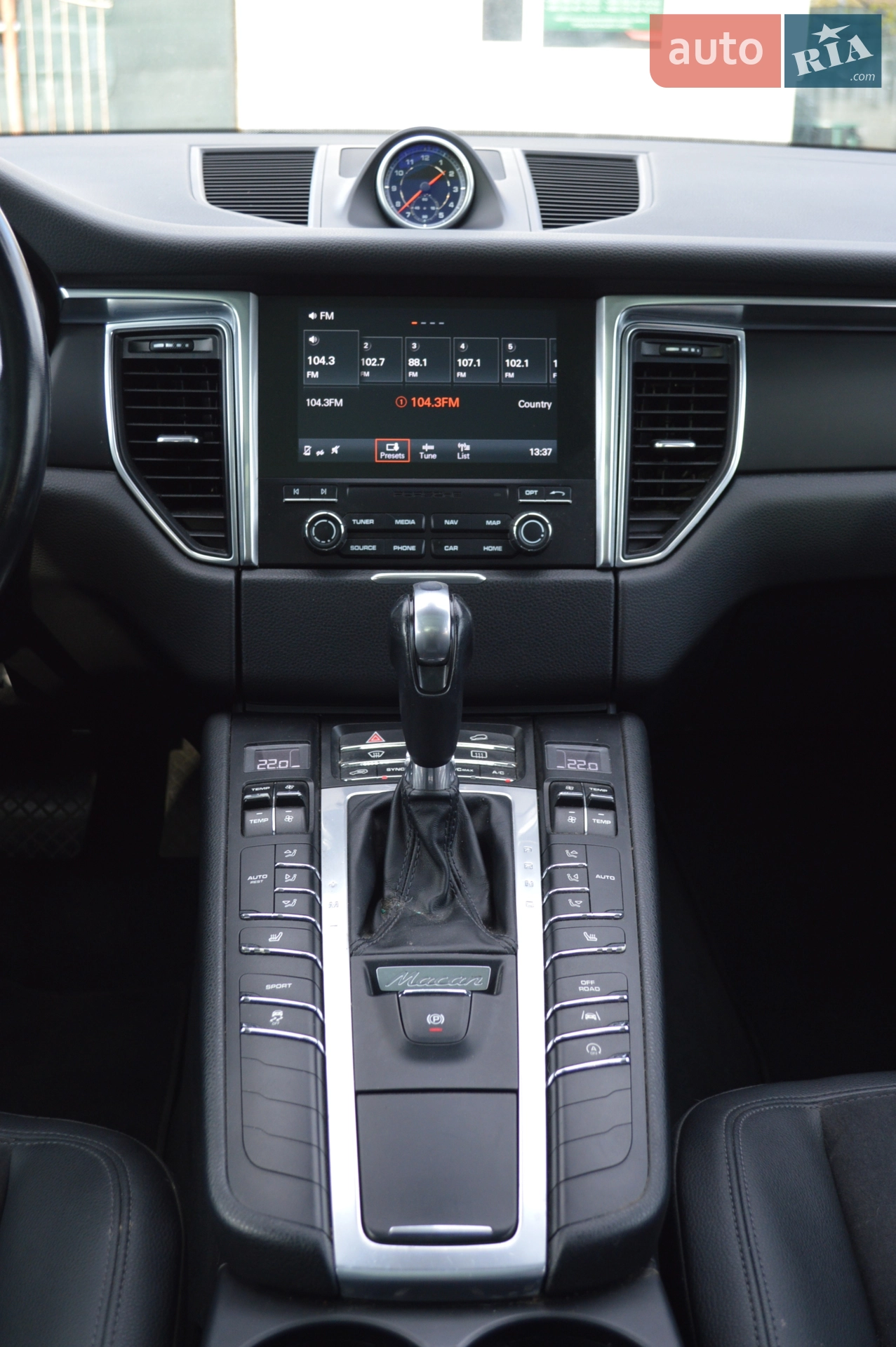 2016 Porsche Macan - мініатюра 21