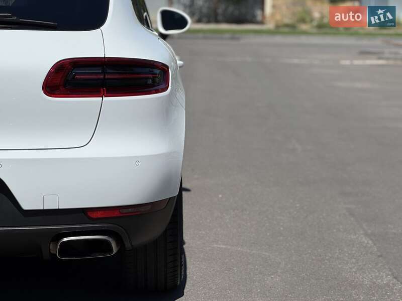 Внедорожник / Кроссовер Porsche Macan 2018 в Днепре