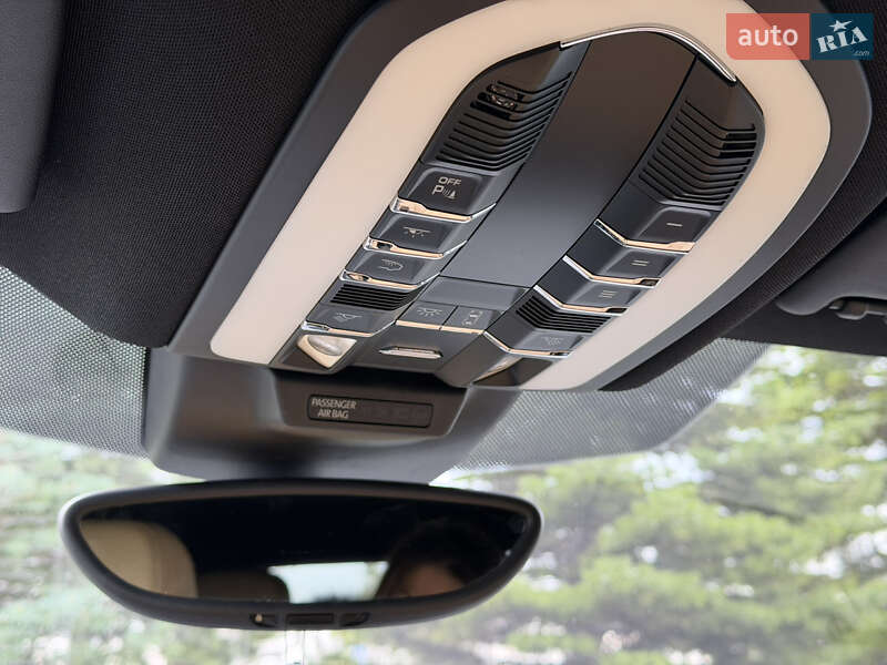 Внедорожник / Кроссовер Porsche Macan 2018 в Одессе