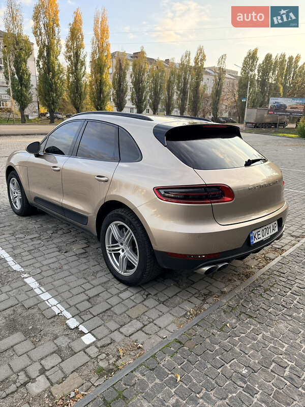 Внедорожник / Кроссовер Porsche Macan 2015 в Днепре