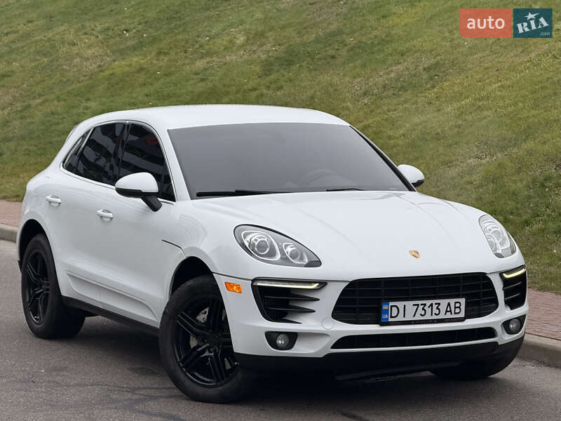 Porsche Macan 2016