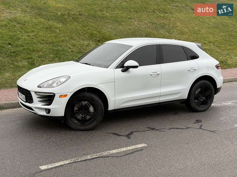 Внедорожник / Кроссовер Porsche Macan 2016 в Киеве