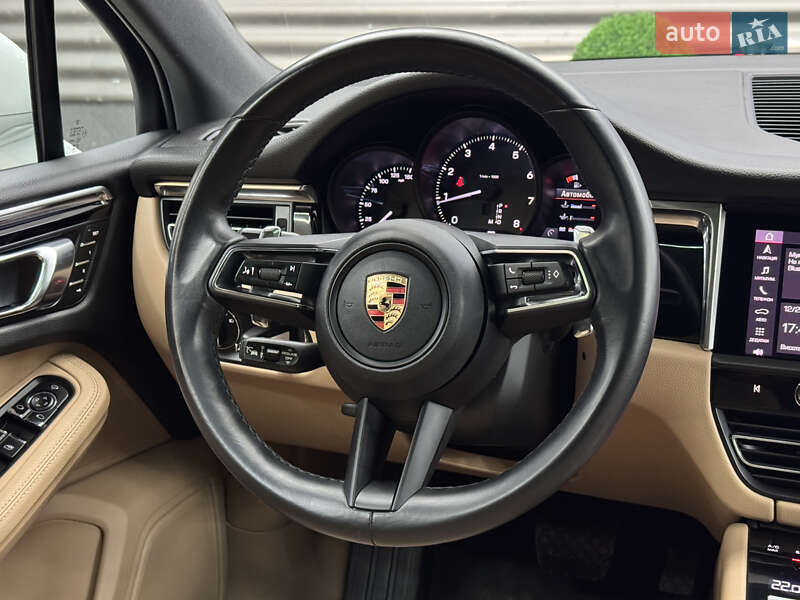 Внедорожник / Кроссовер Porsche Macan 2023 в Киеве