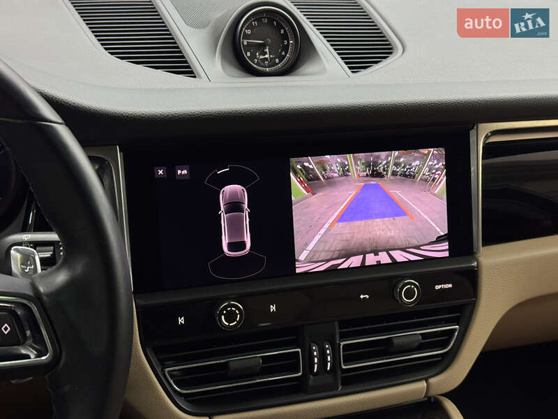 Внедорожник / Кроссовер Porsche Macan 2023 в Киеве