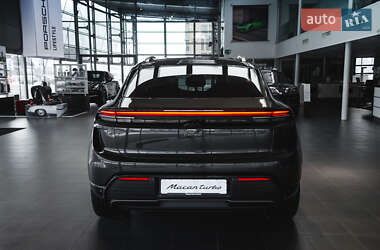 Внедорожник / Кроссовер Porsche Macan 2024 в Харькове