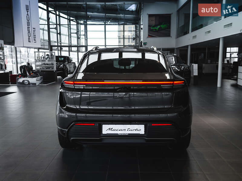 Внедорожник / Кроссовер Porsche Macan 2024 в Харькове