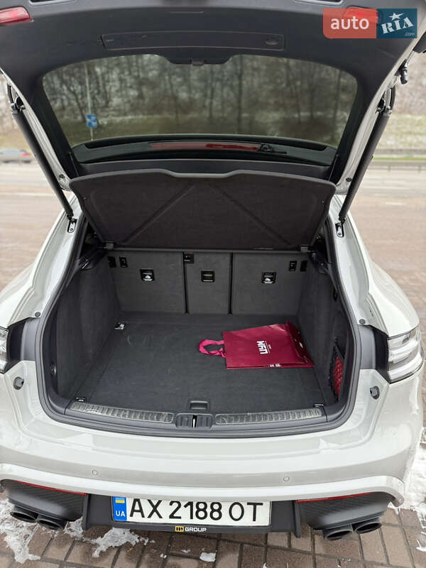 Внедорожник / Кроссовер Porsche Macan 2023 в Киеве