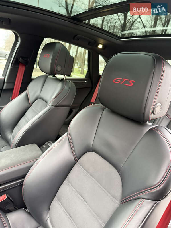 Внедорожник / Кроссовер Porsche Macan 2023 в Киеве