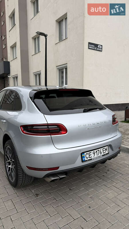 Внедорожник / Кроссовер Porsche Macan 2015 в Черновцах